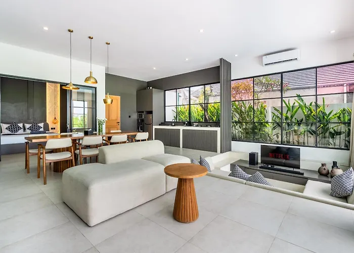 The R Patuha * Canggu (Bali)